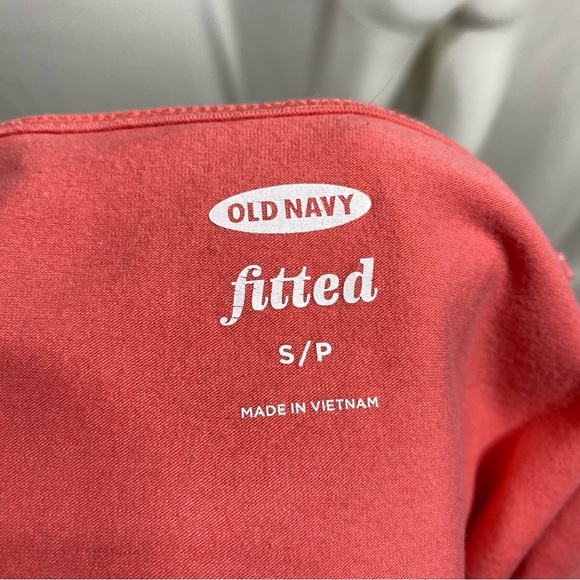 Old Navy Fitted V-Neck Strappy Pink Tank - Picture 4 of 6